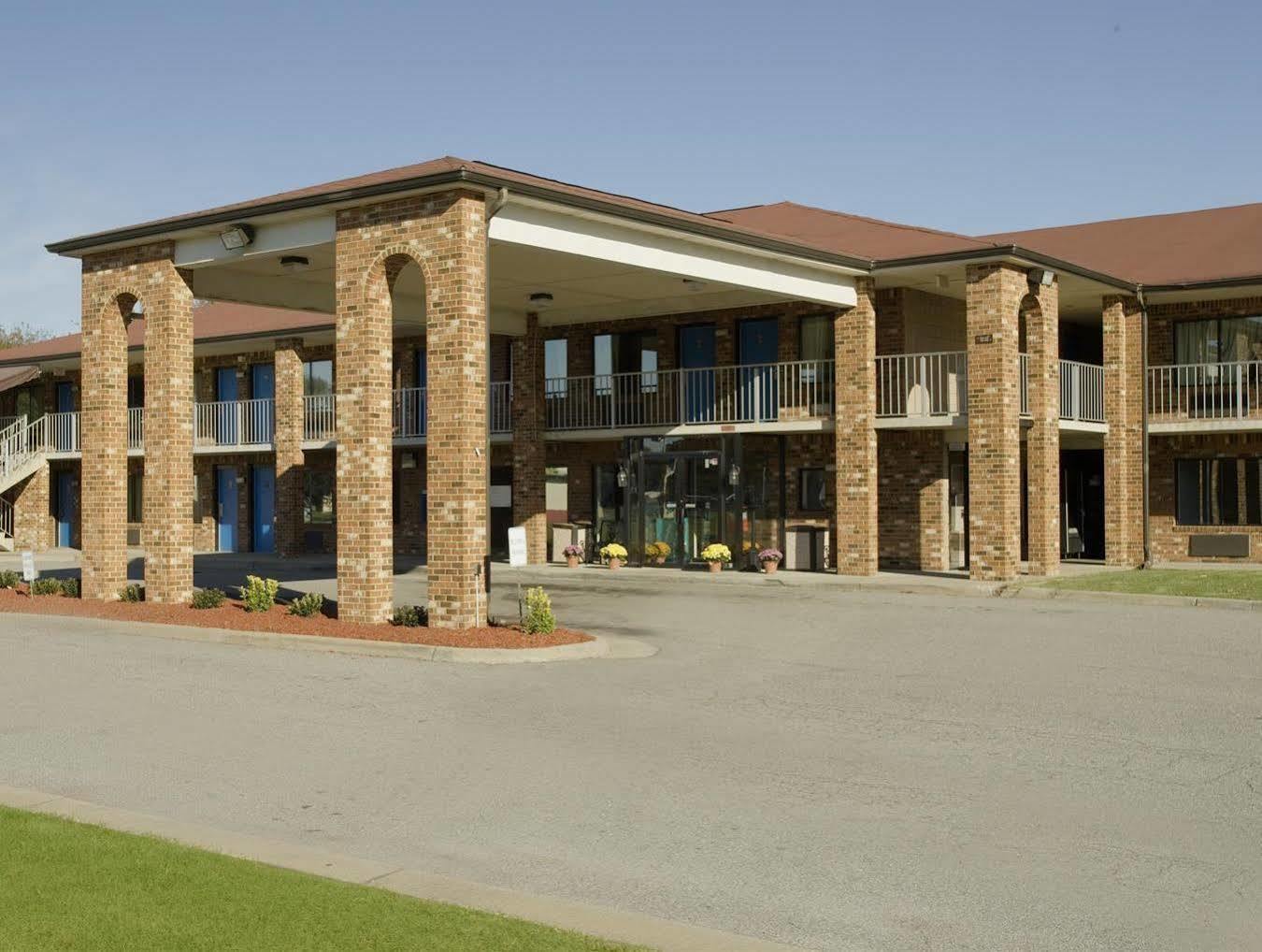 Americas Best Value Inn - Чесапик Экстерьер фото
