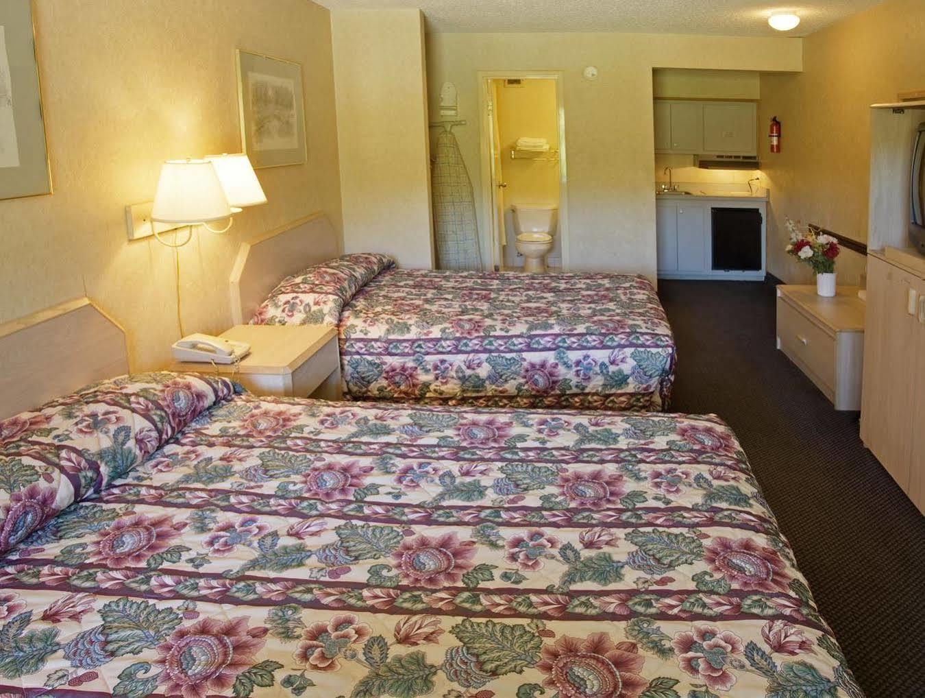 Americas Best Value Inn - Чесапик Экстерьер фото